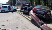 Водитель на авто врезался в машины на парковке в Алматы