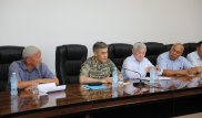 Министр обороны встретился с общественностью Арыси и аксакалами