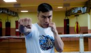 Непобежденный казахстанский боксер женился в Алматы