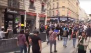 На улицах Парижа начались беспорядки