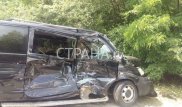 Кортеж Зеленского врезался в автобусы с детьми