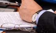 Стала известна фамилия задержанного помощника министра