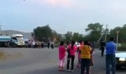 Жители Усть-Каменогорска перекрыли трассу из-за отключенного электричества