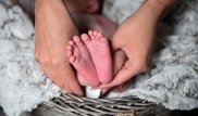 Актюбинка родила в торговом центре и получила кастрюли
