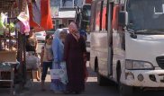Женщина выпала из автобуса и погибла по пути в Алматинскую область