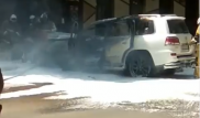 Воспламенившийся Lexus поджег Mazda и обе сгорели в Караганде