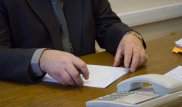 Чиновника пожизненно лишили права работать на госслужбе