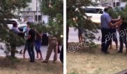 Самокатчик в Алматы напал на водителя автобуса - очевидцы