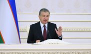 Мирзиеев заставил извиниться трех чиновников перед народом