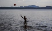 Из-за сильной жары объявили штормовое предупреждение в 3 областях
