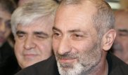 Убивший диспетчера из-за гибели семьи Виталий Калоев показал двойняшек