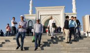 Почему казахстанцам не дали выходной за Курбан айт