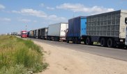 "Кто заплатил, тот и прошел". Очереди на границе возмутили Антикоррупционную службу