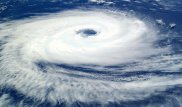 К Китаю приближается супертайфун: объявлен высший уровень тревоги