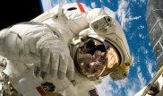 Сколько зарабатывают космонавты и астронавты
