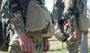 Военнослужащий разбился из-за проблем с парашютом в Алматинской области