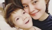 "В больницах нас уже не принимают". О судьбе 8-летней казахстанки с ДЦП сняли фильм