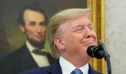Трамп назвал главных врагов США и обвалил рынок