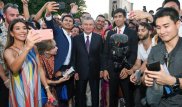 Шавкат Мирзиеев пообещал поддержку блогерам