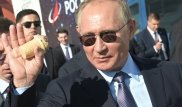 Путин купил мороженое у той же продавщицы, что два года назад
