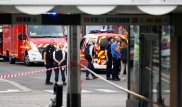 Афганец с ножом напал на прохожих во Франции