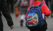 Упал под тяжестью рюкзака: специалисты взвесили портфели школьников Нур-Султана