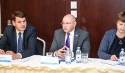 "Казцинк" провел встречу с казахстанскими поставщиками спецодежды