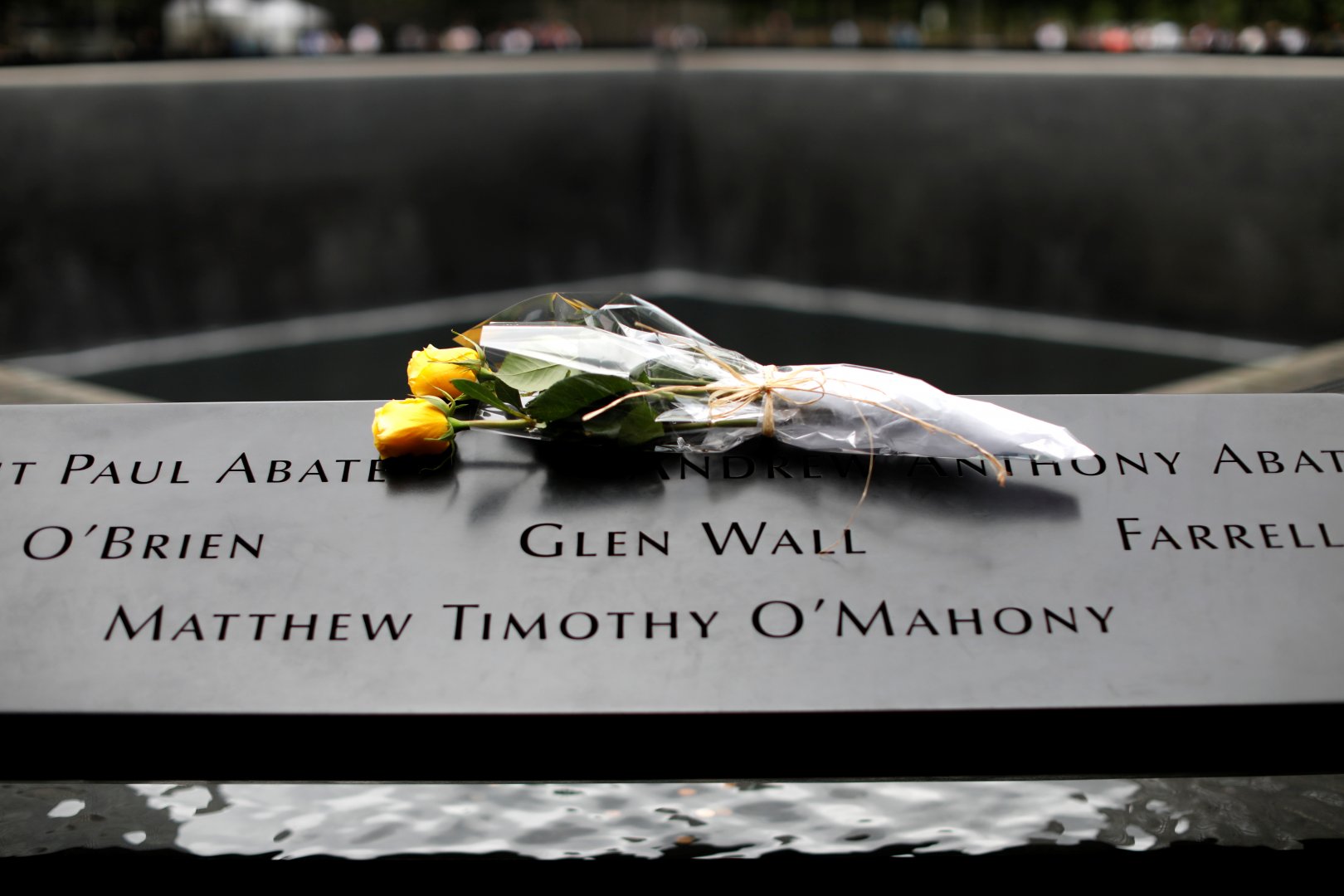 Память 9 11. 11 Сентября теракт память. 11 Сентября 2001 день памяти. Имена погибших 11 сентября 2001.