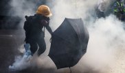 Десятки тысяч человек вышли на митинг в Гонконге