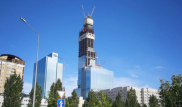 Уволенные строители "Абу-Даби Плаза" пришли жаловаться в Nur Otan