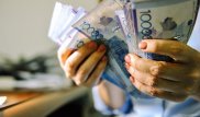 Мать восьмерых детей заподозрили в серии мошенничеств в Туркестане