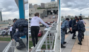 Саин о женщине на мосту в Нур-Султане: Это плохой пример детям