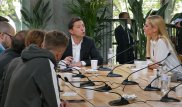 Зеленский 14 часов общался с журналистами. Ему вызвали врача