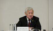 "Вы давали клятву Гиппократа". Сапарбаев обратился к врачам роддома в Атырау