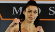 Чемпионку мира по боксу ранили ножом в конфликте из-за громкой музыки