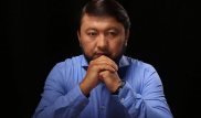 Мәлімдемелері үшін басы дауға қалған Мұхамеджан Тазабек жайлы не белгілі?