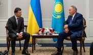 Появилось видео встречи Назарбаева с Зеленским