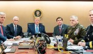 Появилось фото Трампа, наблюдающего за операцией против главаря ДАИШ