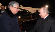 Путин проводил Токаева в аэропорт в Омске