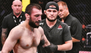 UFC в Москве: Нурмагомедов сдался на глазах у брата
