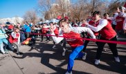 100 бегунов выиграли фитнес-браслеты Huawei Band 4