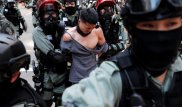 Протесты в Гонконге: полиция пригрозила стрелять боевыми патронами