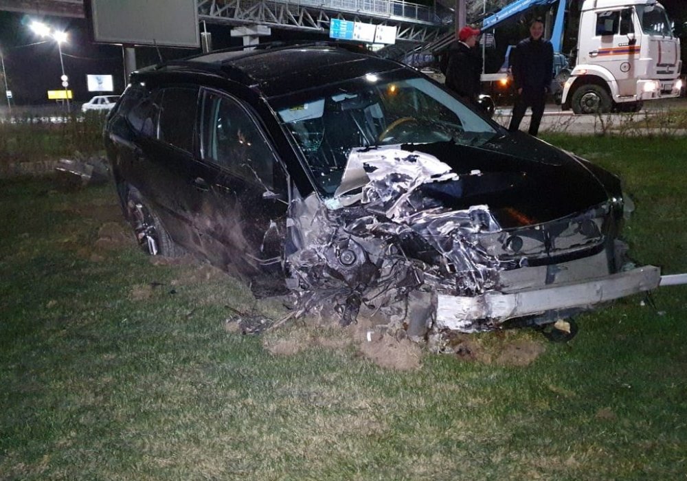 ДТП в Алматы: водитель чудом не пострадал