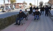 Аким Туркестана пересел в инвалидную коляску
