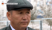 "Собирает 100 тысяч на взятку". Учитель заявил о давлении чиновников