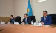 Судившийся с сельчанином районный аким покинул пост в Карагандинской области