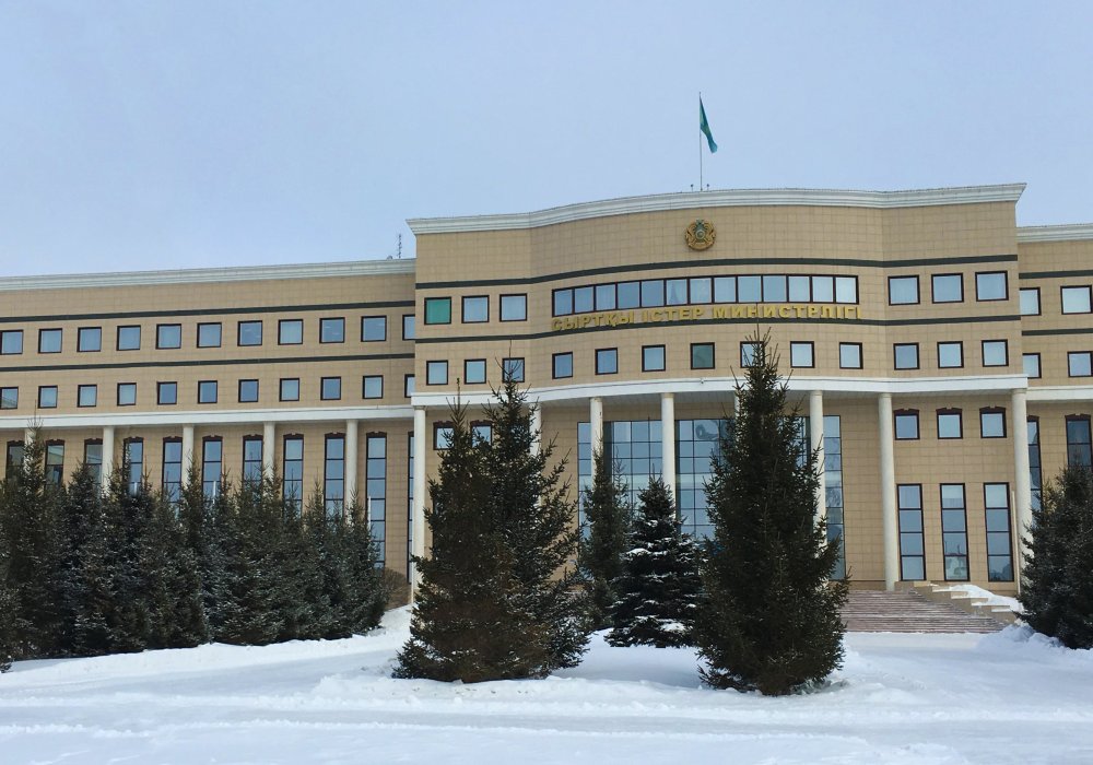 МИД прокомментировал информацию о задержании казахстанца в США