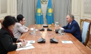 Нурсултан Назарбаев встретился с Бибигуль Тулегеновой