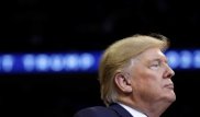 Трамп, несмотря на угрозу импичмента, набирает популярность в США