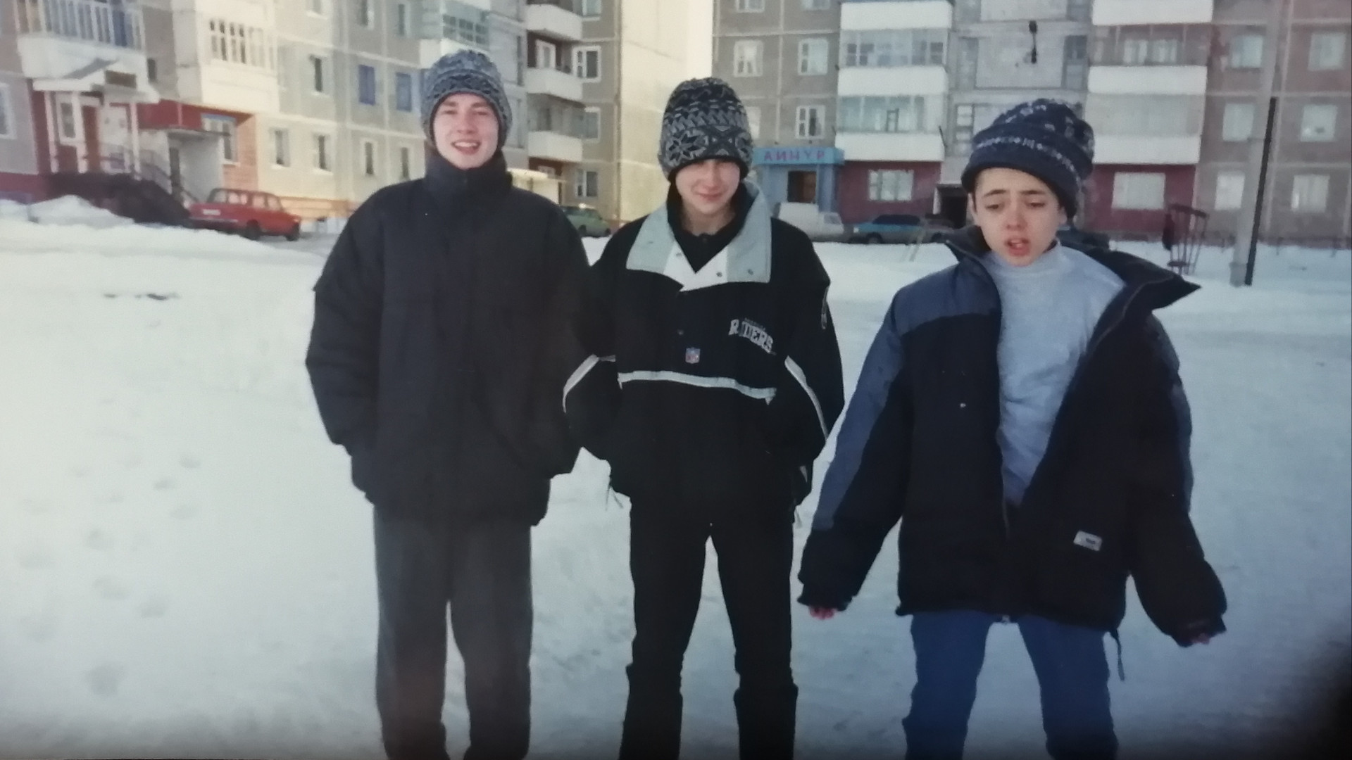 Покупали мяч всем двором”. История одного фото: 08 января 2020 09:10 -  новости на Tengrinews.kz